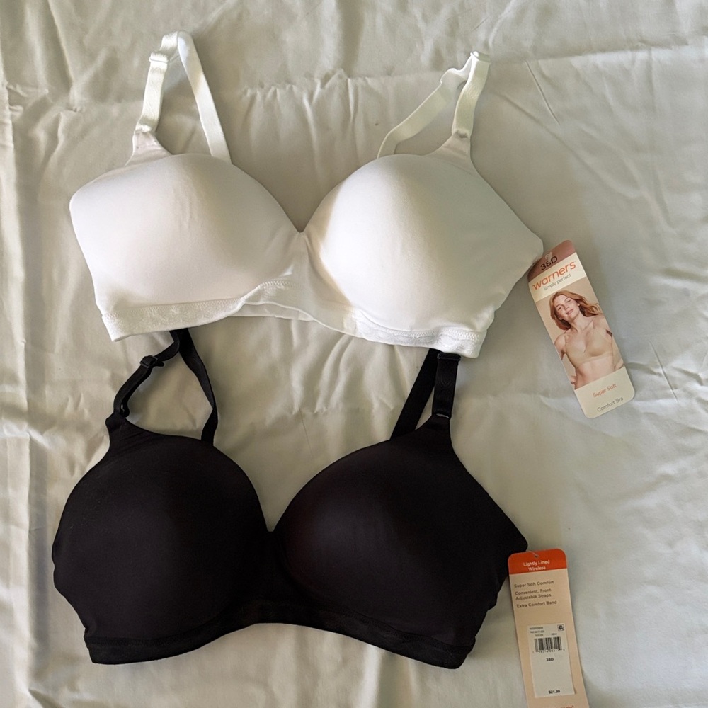 Wireless Molded T-Shirt Bras — White & Black, 38D, NWT